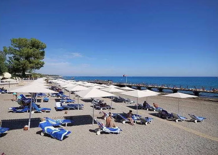 Ξενοδοχείο Azra Κεμέρ